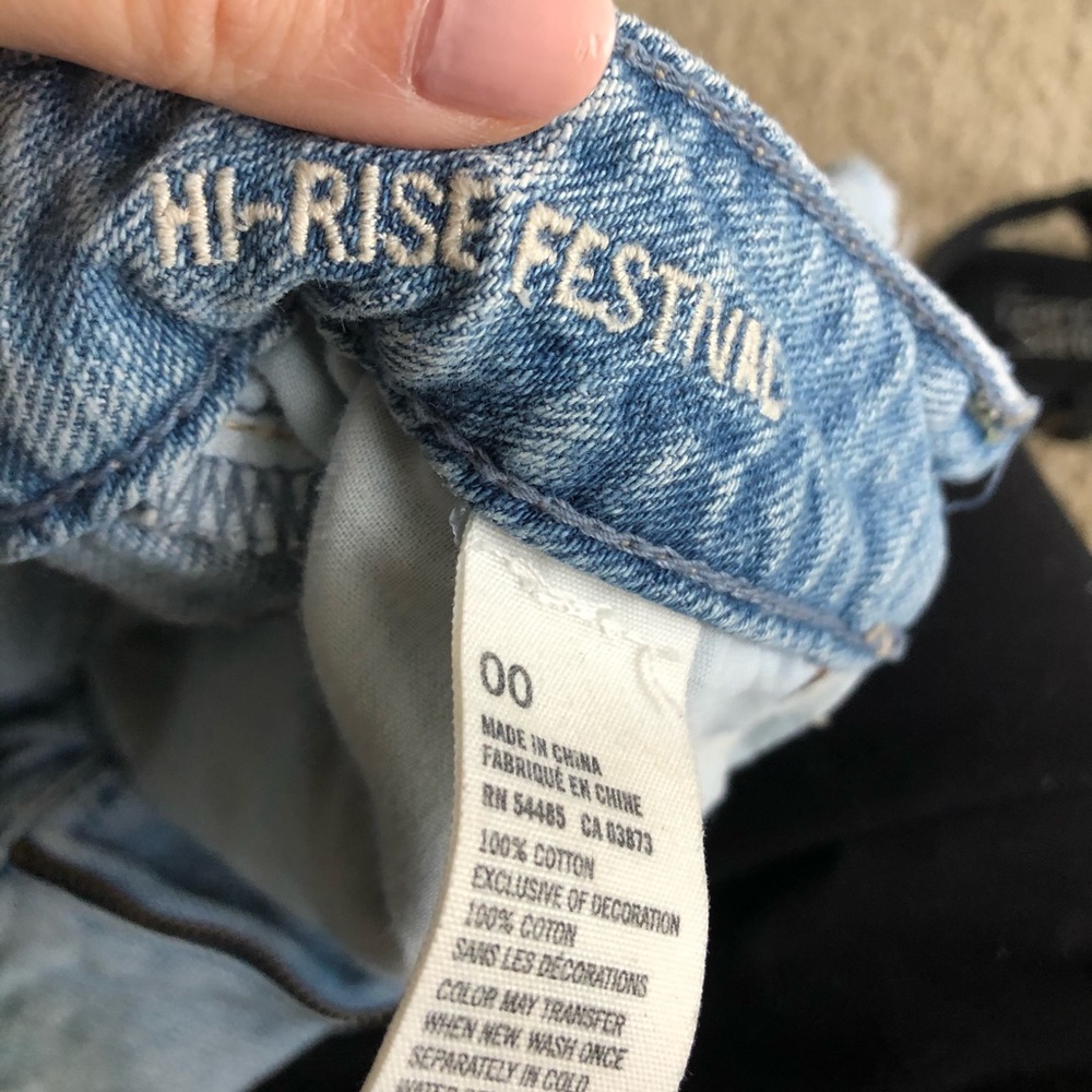 AE Shorts 00